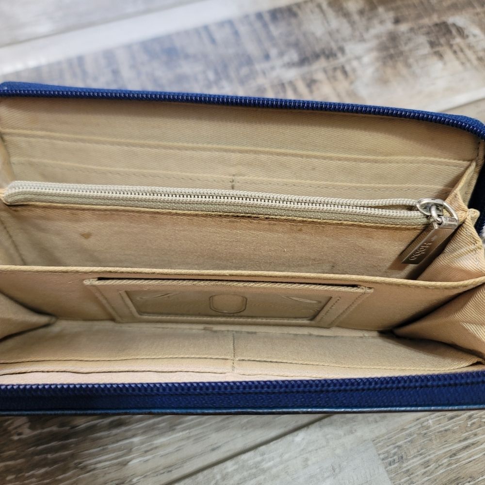 Hobo Blue Leather Wallet - Picture 5 of 6